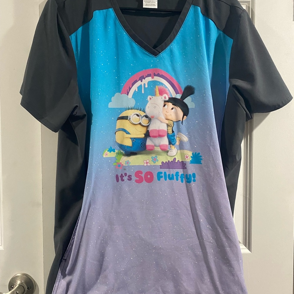 Despicable Me Women’s Scrub Top With Pockets